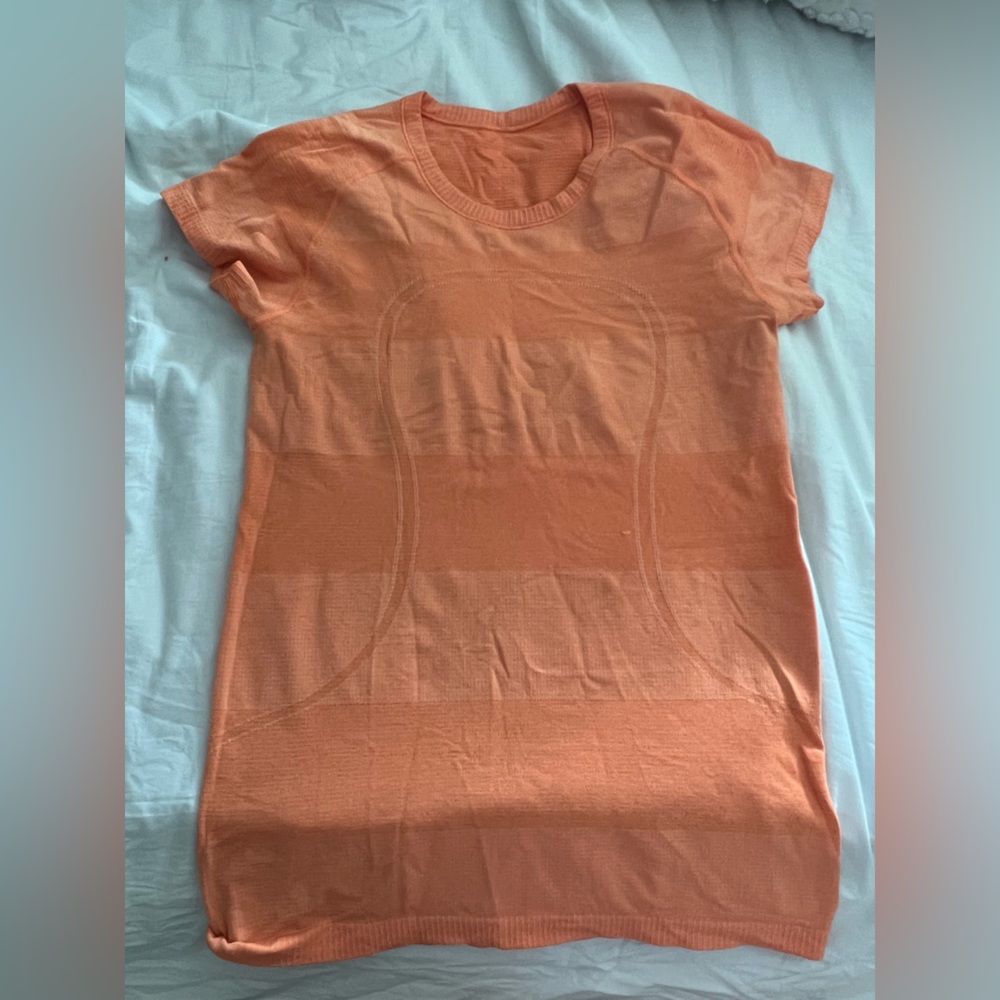 gently worn , always hung to dry & smoke free home! 

Size 8